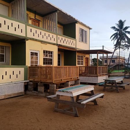 Pal'S On The Beach - Dangriga, Belize Ngoại thất bức ảnh