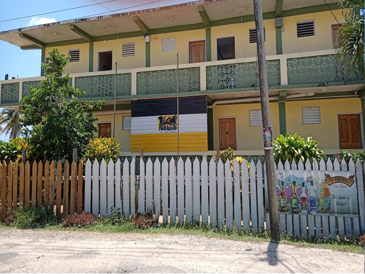 Pal'S On The Beach - Dangriga, Belize Ngoại thất bức ảnh