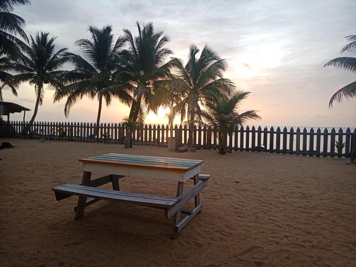 Pal'S On The Beach - Dangriga, Belize Ngoại thất bức ảnh